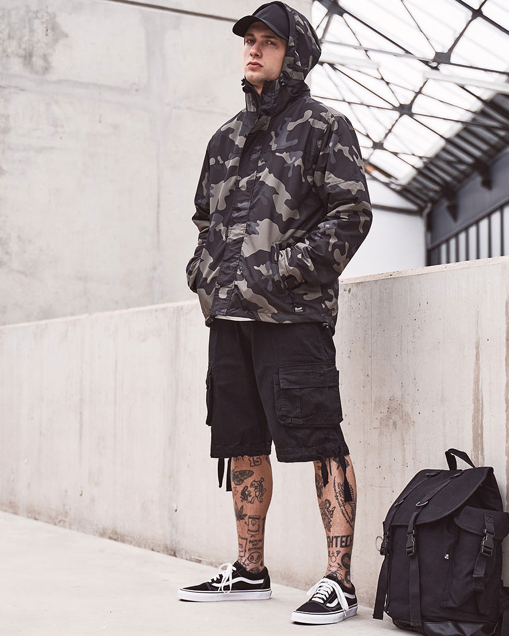 Brandit Urban legend reisitaskushortsit - Musta