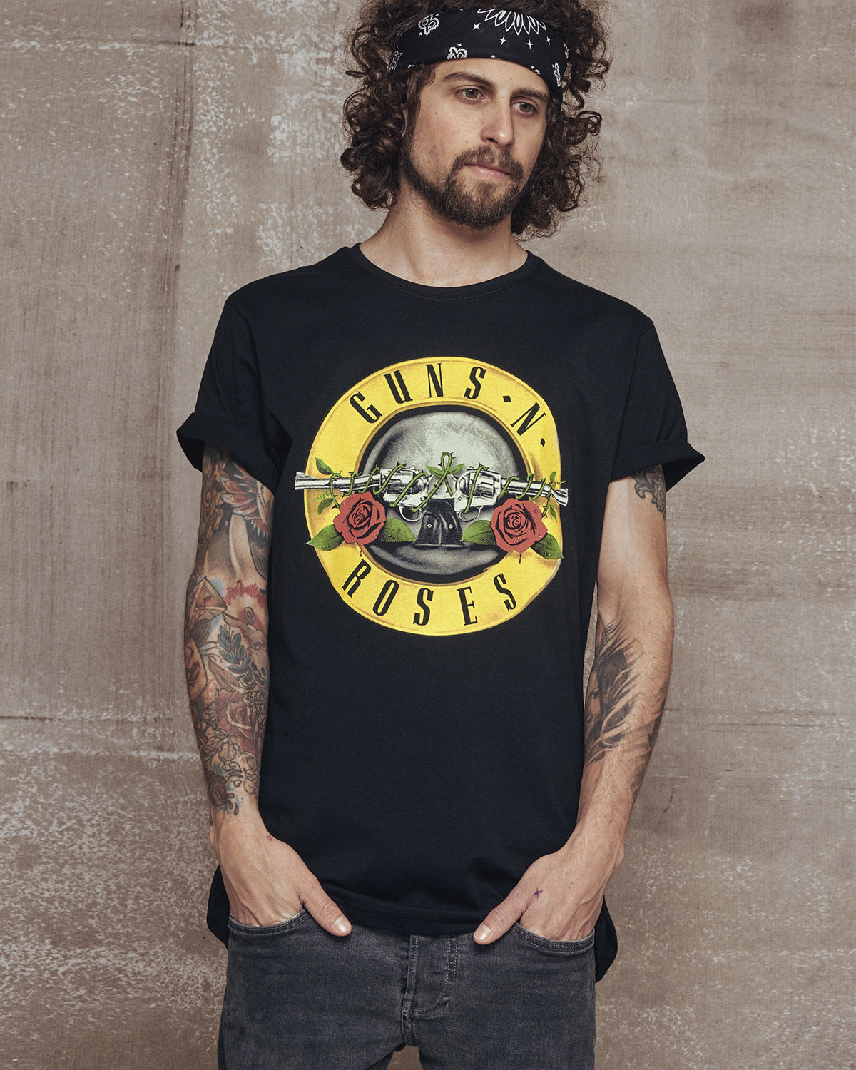Urban Classics Guns n' Roses t-paita - Musta 5XL