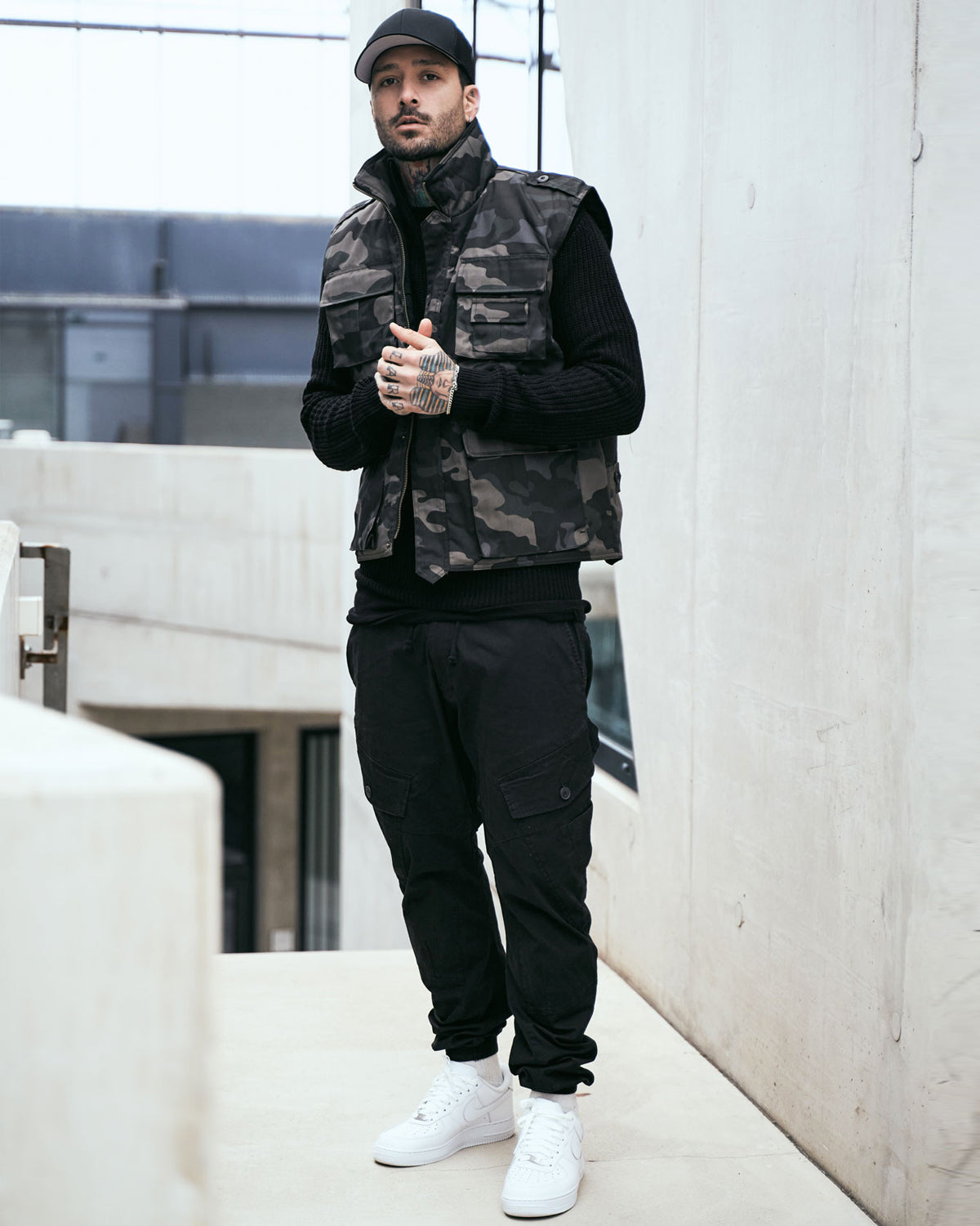 Camo vest outfit hotsell