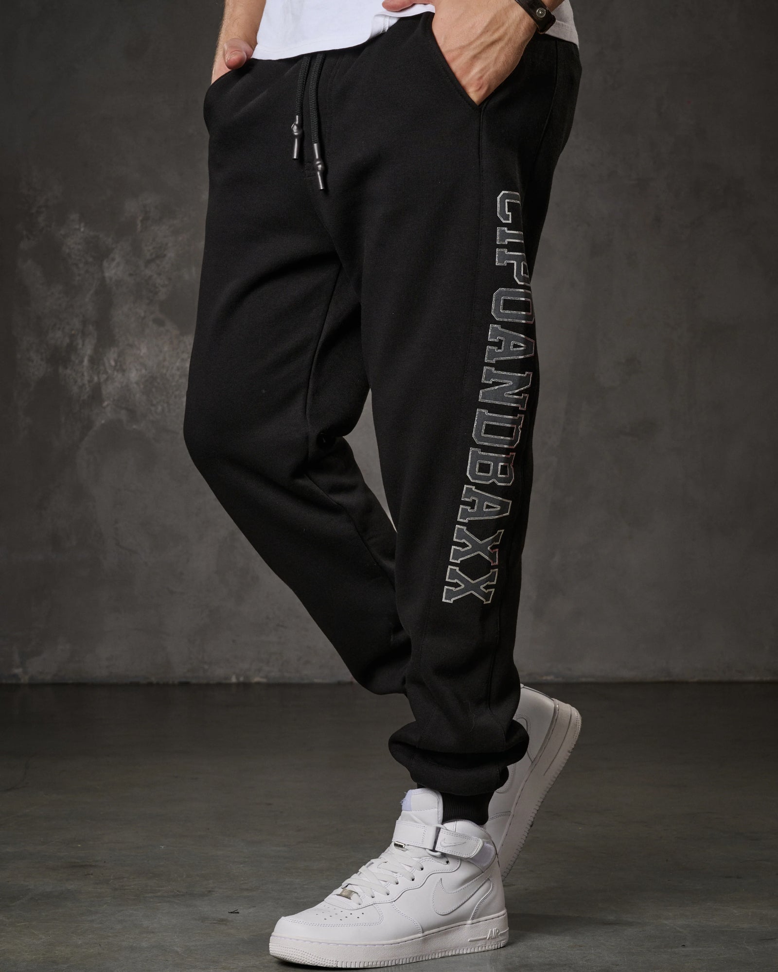 Cipo & Baxx CLR164 Leo Collegehousut - Musta