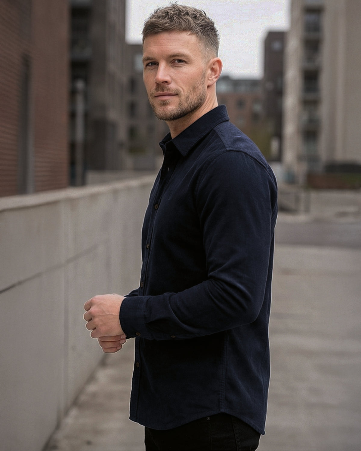 MZ72 Brand Dustin kauluspaita - tummansininen